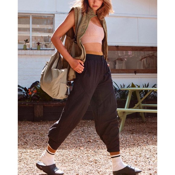 NWT FP Movement Flipside Pant / Black - Picture 1 of 8